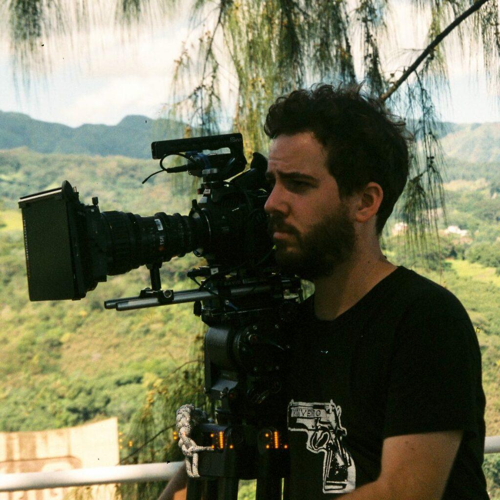 Artur Tort Masterclass de direcció de fotografia a Manlleu El MFF+D és un espai de trobada destinat a contribuïr a la professionalització del talent cinematogràfic a la comarca d’Osona.